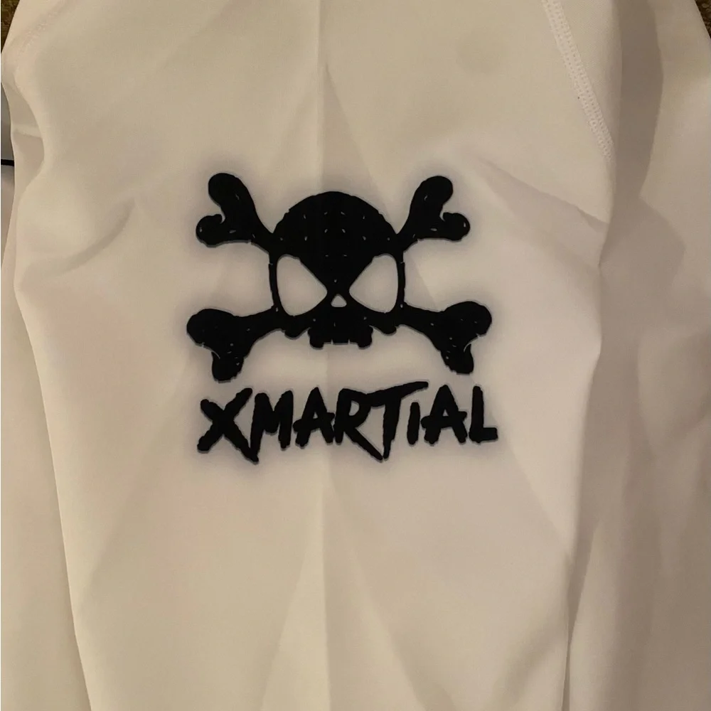XMARTIAL Rash Guard -NEW - Picture 3 of 4
